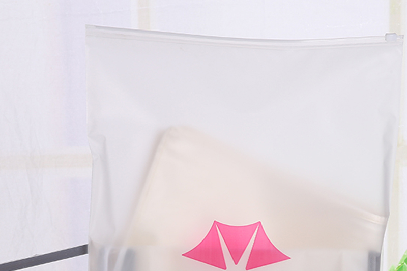 磨砂CPE服裝內(nèi)衣拉鏈袋